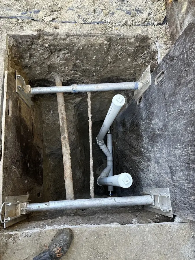 Experienced plumber completing Drain Cleaning work in Red Bay